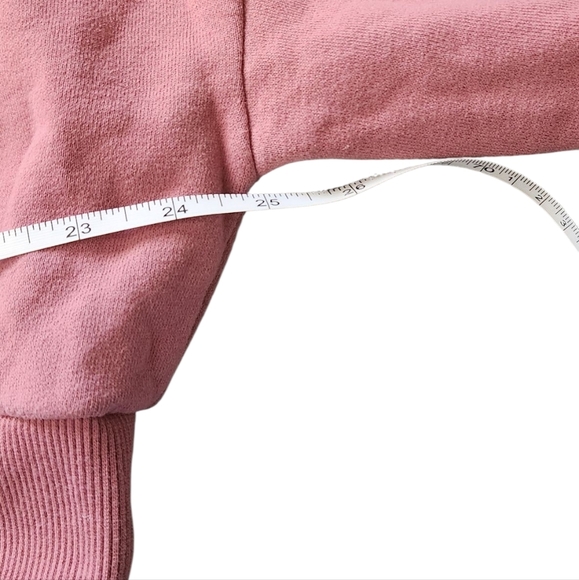 Playboy By Pacsun Women's Medium Sweatshirt Pink Tie Dye Crop Logo Crewneck - Picture 6 of 6